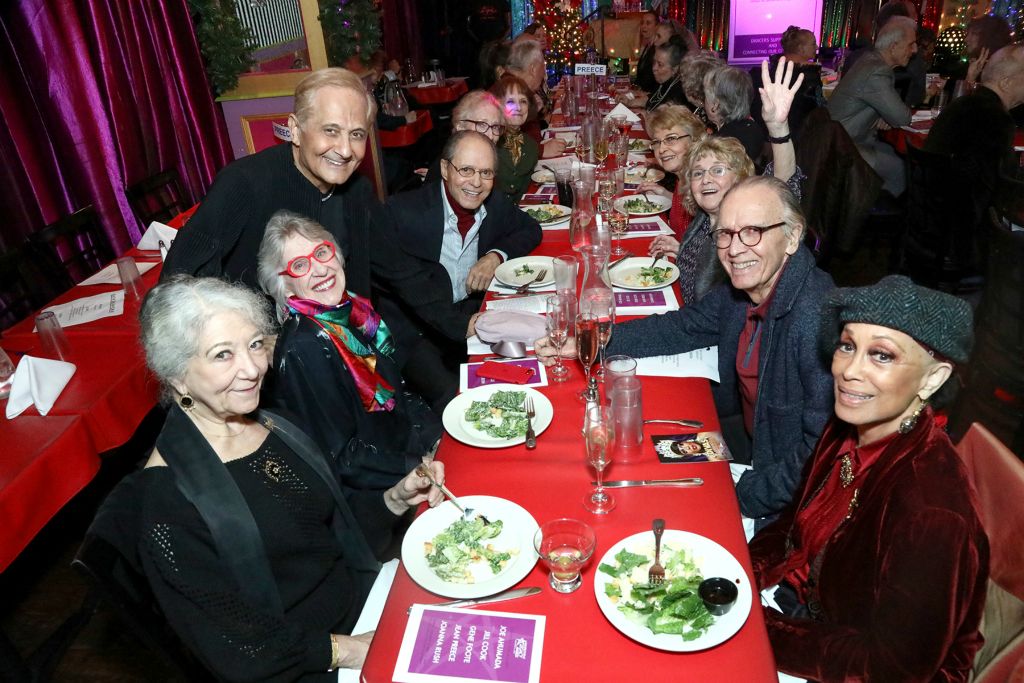 Millions of years of performance at this table! Linda Rose Iennaco, Yvonne Puckett, DO40 prez John Sefakis, James Dybas, JoAnne "Toots" Mariano, Patti Mariano, Roger Puckett and Mercedes Ellington