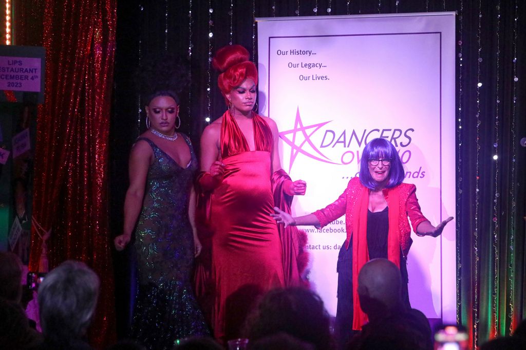 The 2 1/2 Degrees performing MAYBE! Starring Jill Cook, Egypt and Yasmin Delano